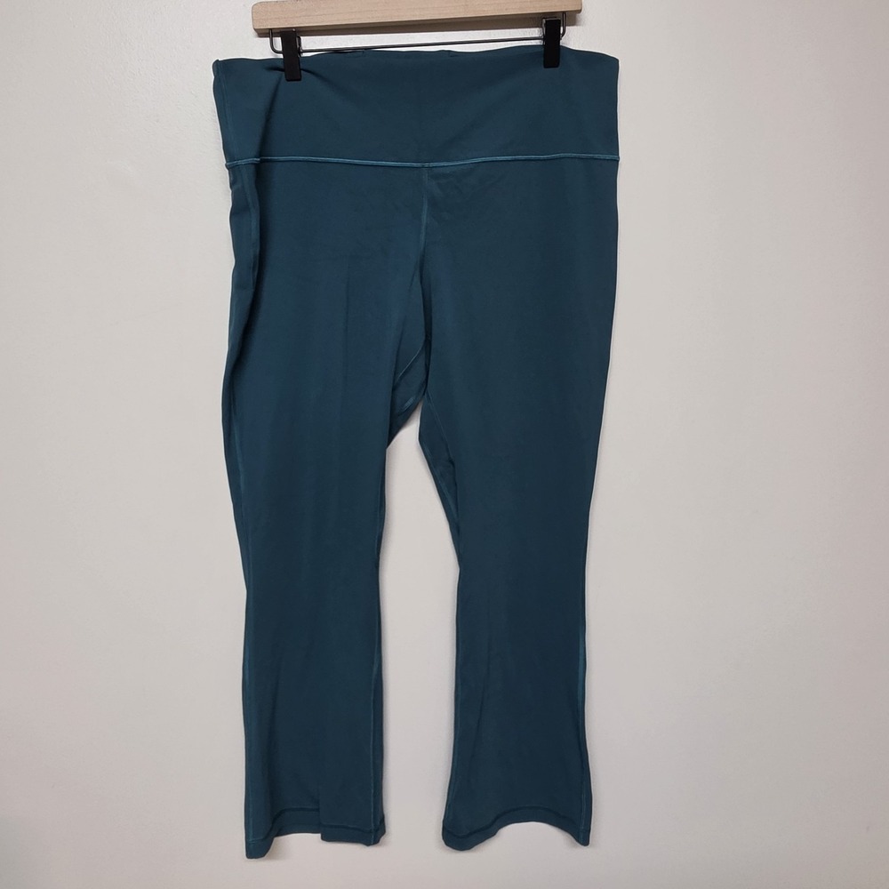 Lululemon Womens Align Mini Flare Pant Teal‎ Sz 18 Short 28" Yoga Gym Outdoors